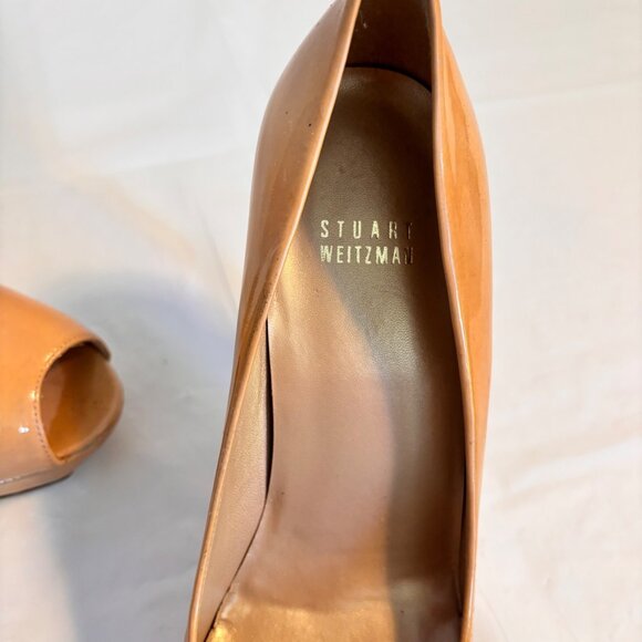 Stuart Weitzman Beige Patent Leather Platform Peep Toe Pumps 4.5" Heel Size 8.5M - Picture 5 of 13